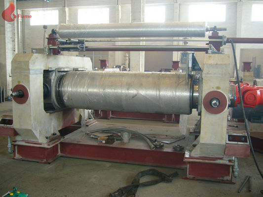 Φ610 x1830mm Dua penyandang cacat Mixing Terbuka Mill Dengan Aksesoris Coupling Transmisi