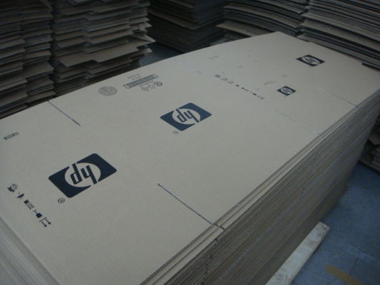 Pneumatik Locking Automatic Lubrication Carton Percetakan Slotting Mesin Dengan Aksesoris Pompa