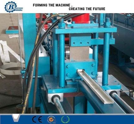 Efisiensi 0,4 - 1.2mm Logam Stud Roll Forming Machine untuk Baja Ringan Trek